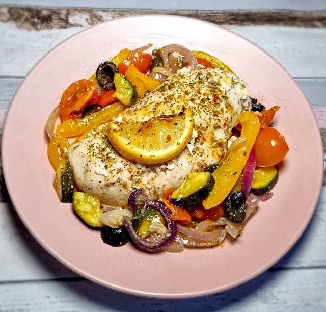 Greek Chicken Traybake Recipe |  The 1:1 Diet by Cambridge Weight Plan
