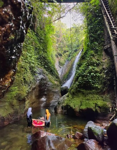 Air Terjun Kiara Bogor