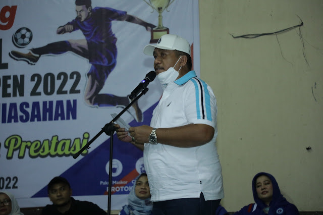 Wabup Asahan Tutup Futsal Turnamen Open 2022 Piala Ketua BMI Asahan