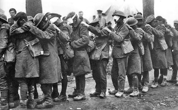 Bild 716A | Giftgasopfer aus der Schlacht von Estaires, 10. April 1918 | Thomas Keith Aitken (Zweiter Leutnant) / Public Domain