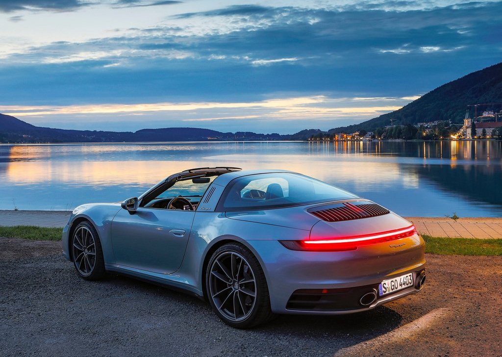 2021 Porsche 911 Targa 4