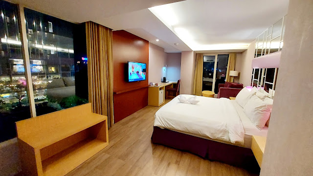 executive suite quest hotel surabaya