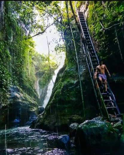 Air Terjun Kiara Bogor