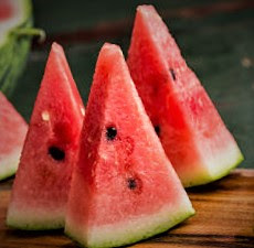 The cleansing properties of watermelon are very strong.