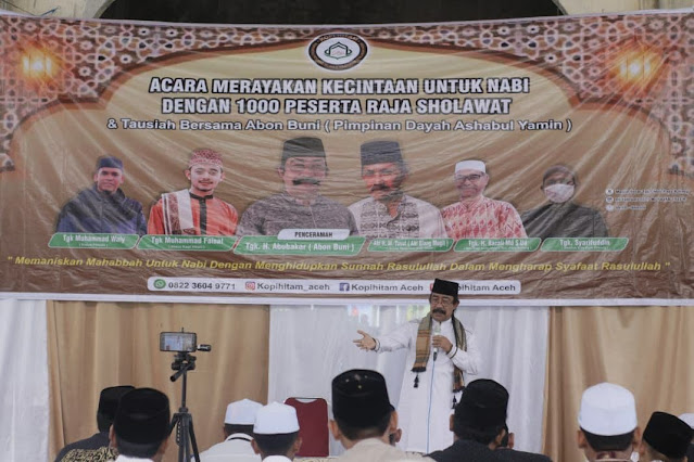 Acara Pembacaan Raja Sholawat dan Tausiah Abon Buni Sukses Terlaksana di Mesjid Besar Tengku Chiek Paya Bakong