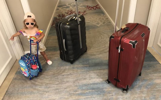 Γεννημένη ταξιδιώτισσα: Η 2χρονη από Θεσσαλονίκη που έχει πετάξει σε 12 χώρες