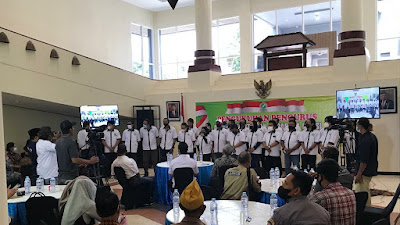 Pengukuhan AWS Mendapatkan Apresiasi dari DPRD dan Walikota Surabaya
