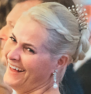 vifte diamond tiara norway queen maud princess mette marit