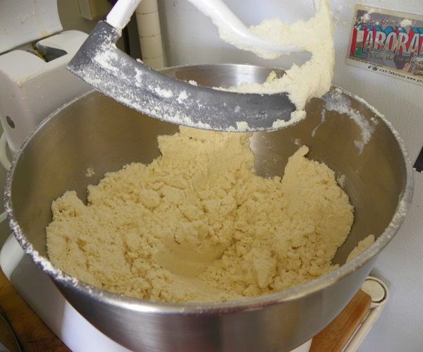 Basic Homemade Pie Crust 1