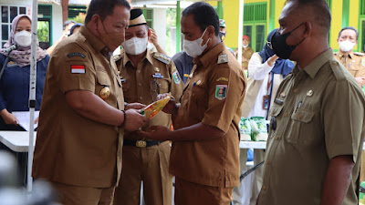 Gandeng Produsen dan Distributor, Pemprov Lampung Gelar Operasi Pasar Minyak Goreng di Lampung Timur