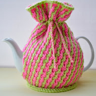 Marshmallow Teapot Cosy - 4 Cup