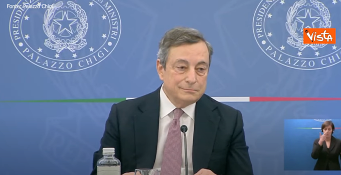 Draghi: "Tanti mi candidano per posti in giro per il mondo, ma lavoro lo trovo da solo"