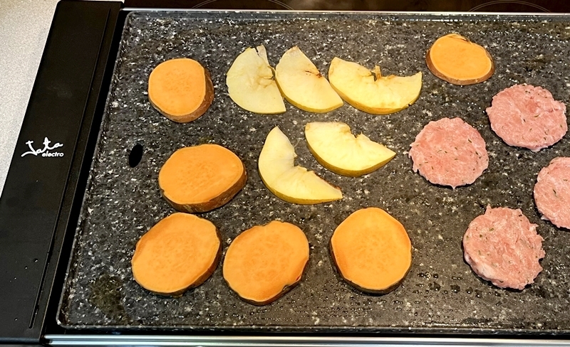 Aperitivo de mini burguer a la plancha