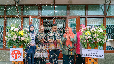 Bupati Gresik Lounching Galeri Dekranasda. Tenun, Batik Hingga Olahan Makanan Jadi Produk Unggulan Kabupaten Gresik