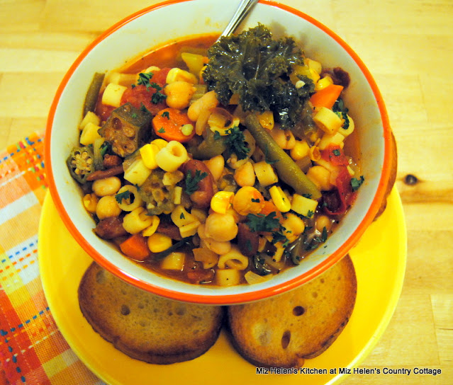 Minestrone Soup at Miz Helen's Country Cottage