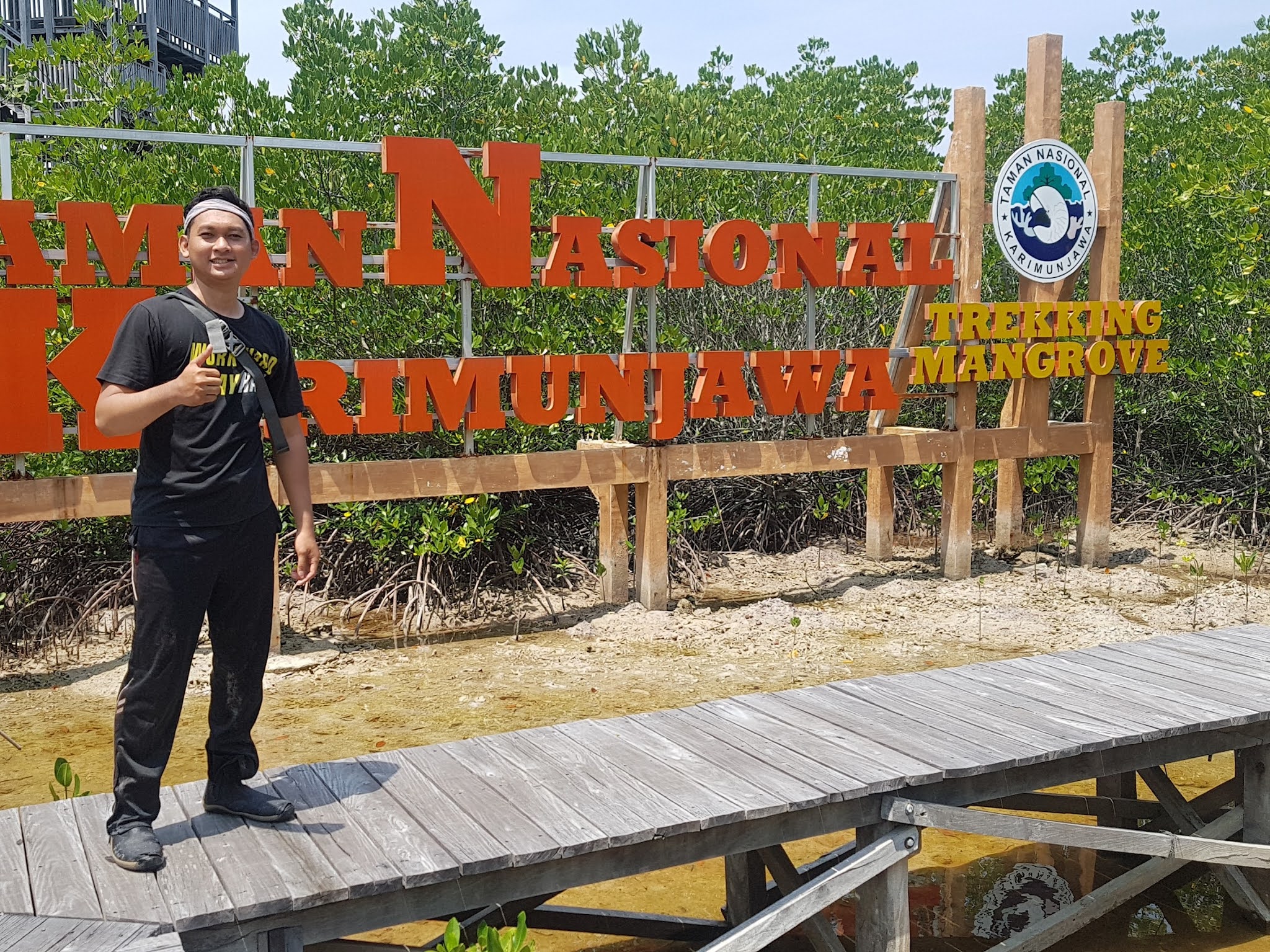 AMaT dan BRIN Lakukan Penelitian Mangrove di Taman Nasional Karimunjawa