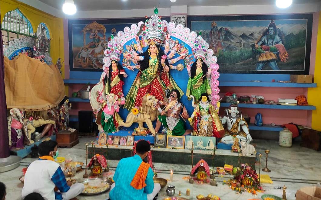 Once-upon-a-time-in-Durga-Puja-of-Bangaon-1