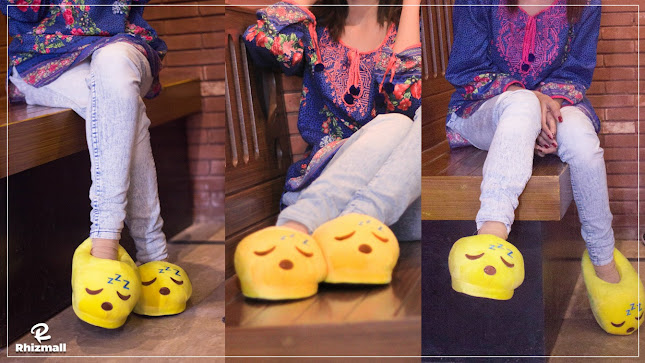 https://rhizmall.pk/shop/emoji-slippers/new-style-warm-winter-sleepy-slippers-girls-pakistan/