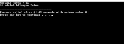 Menjalankan Program C++ Menentukan Bilangan Prima