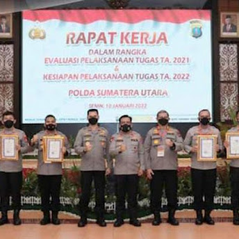 Polres Labuhanbatu Dapat Penghargaan Paling Kreatif Dalam Pelaksanaan Vaksinasi Dari Kapolda Sumut