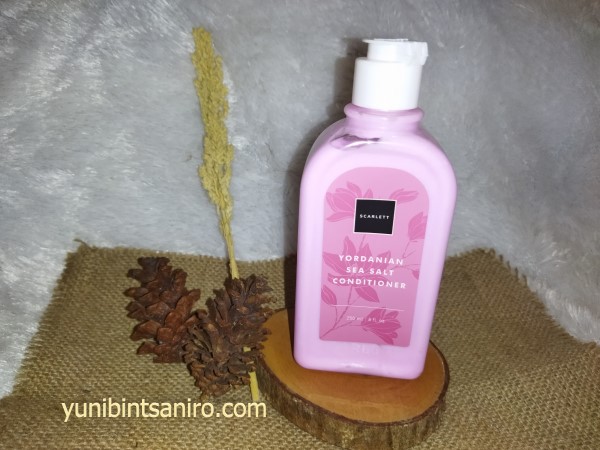 Conditioner Scarlett Whitening