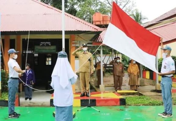  Inspektur Upacara di SMAN 5 Pariaman, Wali Kota Genius Umar Tegaskan Jangan Dekati Narkoba