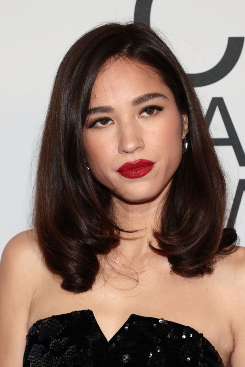 Kelsey Asbille Clicks at 2021 CFDA Fashion Awards at The Grill Room in New York 10 Nov-2021