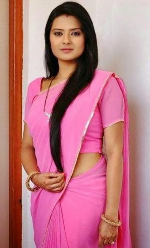 Kratika Sengar pink saree beautiful hot tv actress