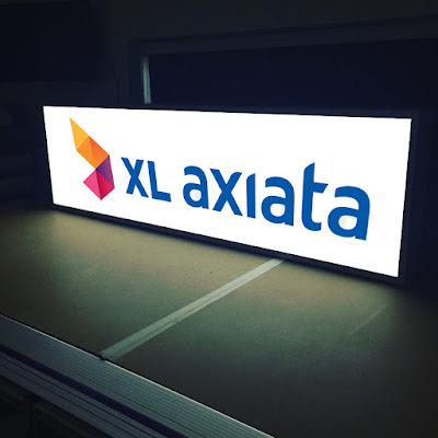 neon box xl bali