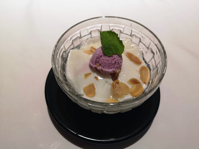 Chilled Coconut Pudding Topped with Yam Ice Cream