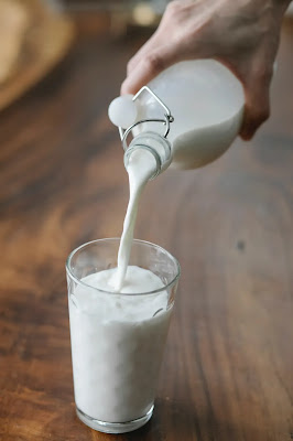 10 Manfaat susu untuk kesehatan yang amat wajib kita ketahui