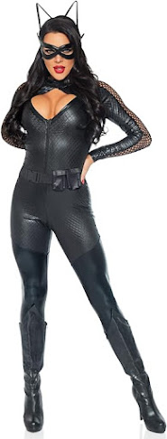 Catwoman Cosplay for Halloween