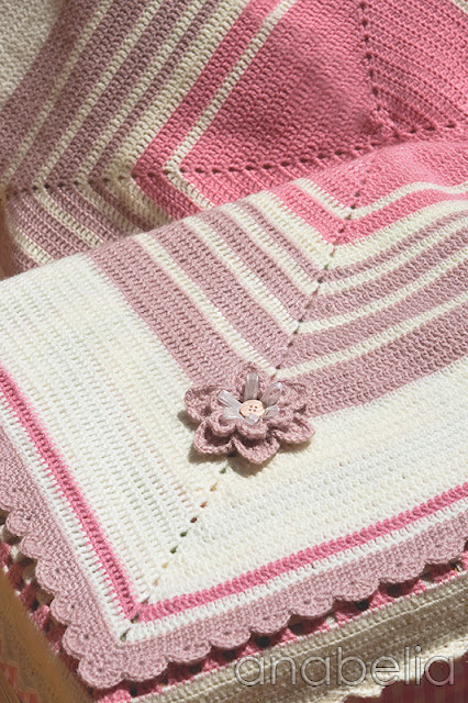 Sara baby blanket, free pattern by Anabelia