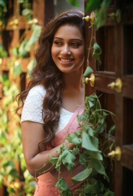 Actress Nivetha Pethuraj Latest Photoshoot Pics