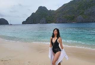 Picture of Charlie Dizon in a beach