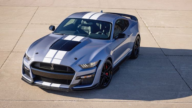 https://oto.alber.id/2021/12/ford-mustang-shelby-gt500.html