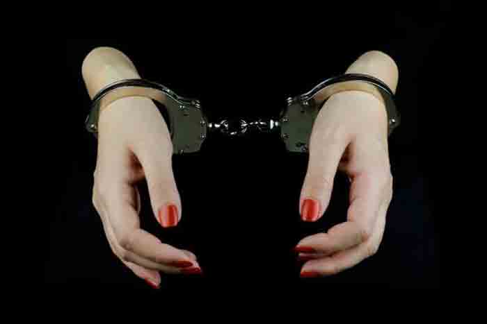 Woman arrested for assaulting minor girl, Kollam, News, Local News, Police, Complaint, Kerala