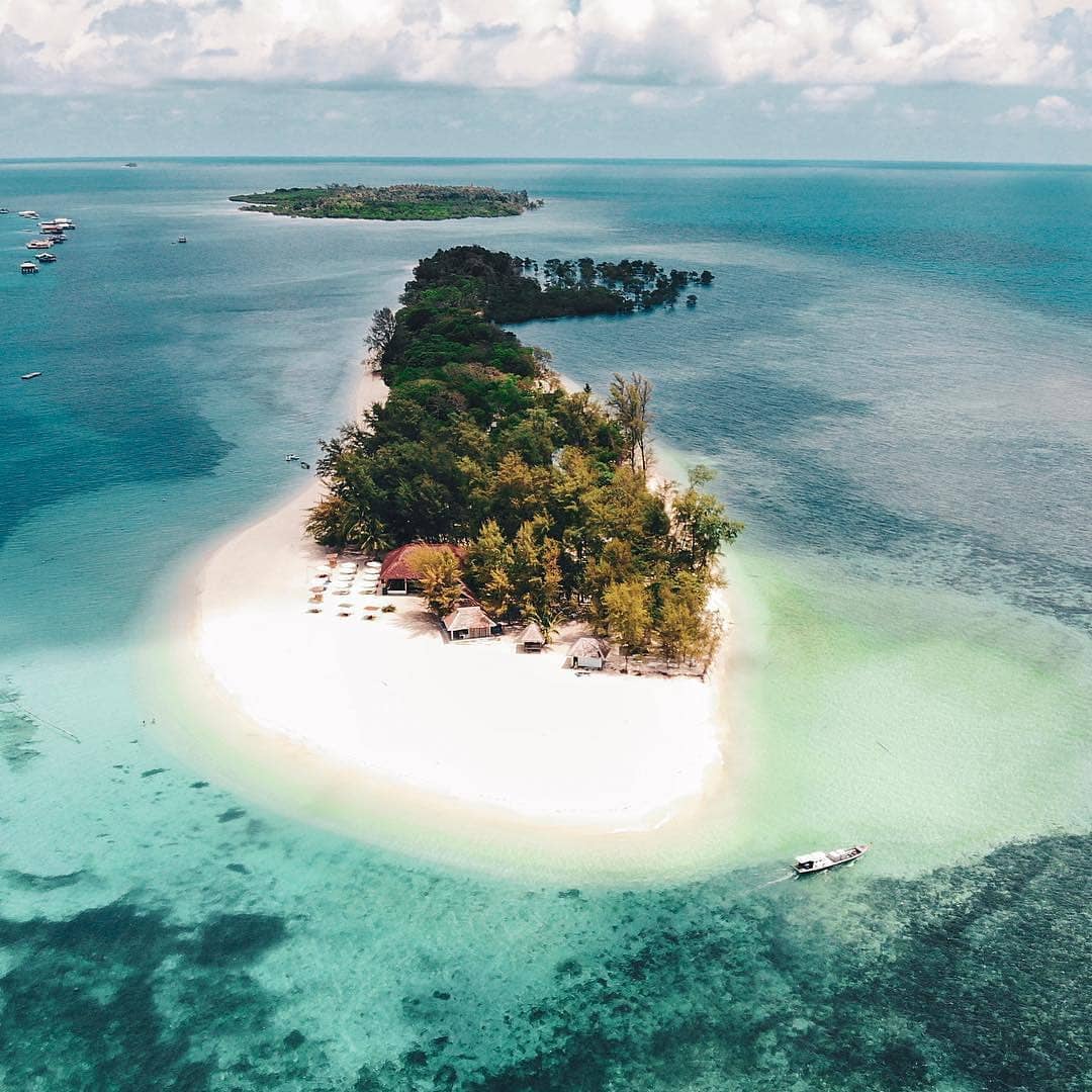 Pulau Bintan di Riau