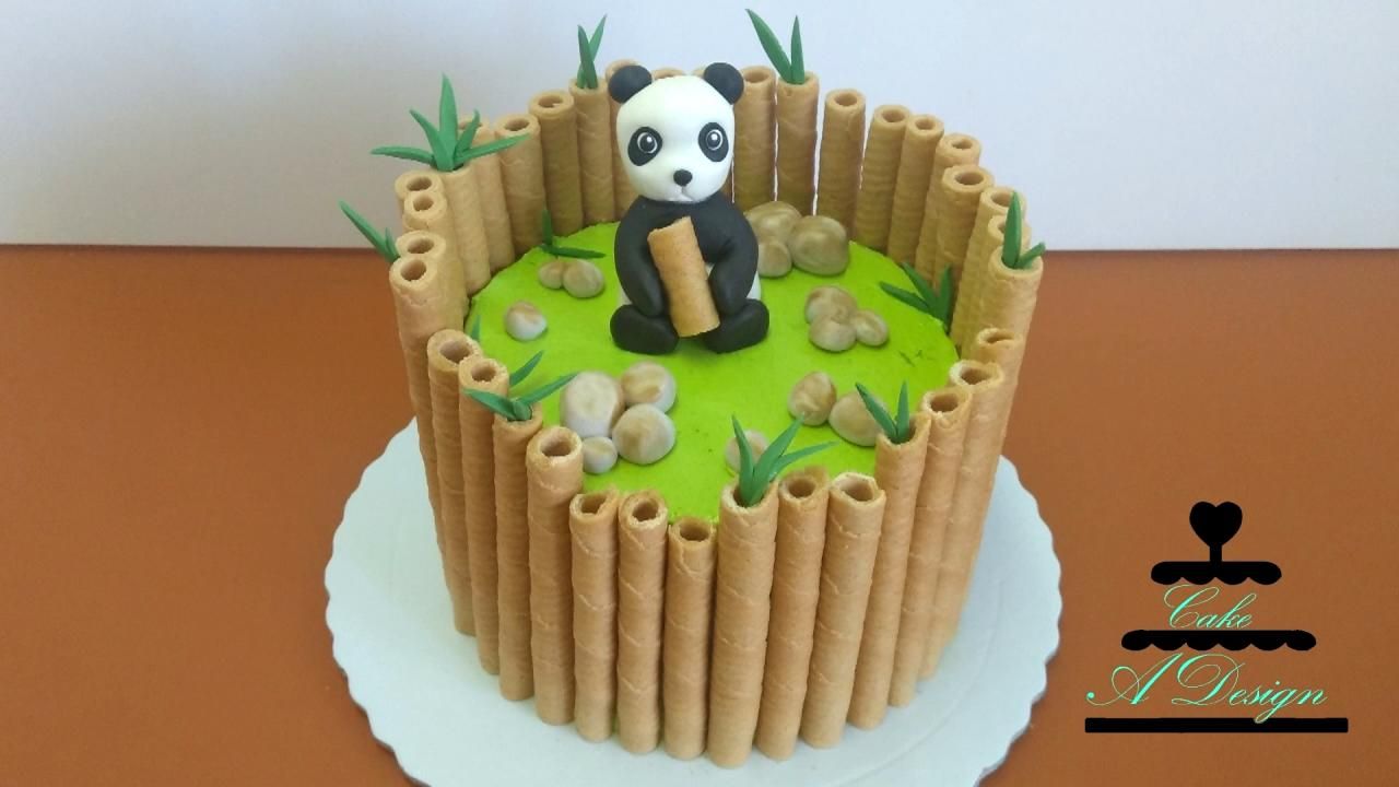 simple jungle birthday cake