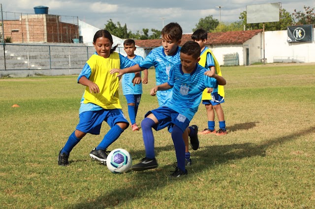 Ypiranga inicia trabalhos da escolinha de futebol para crianças e adolescentes