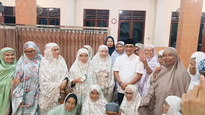 Bupati John Kenedy Azis  Safari Ramadan di Mesjid Taqwa Sungai Geringging