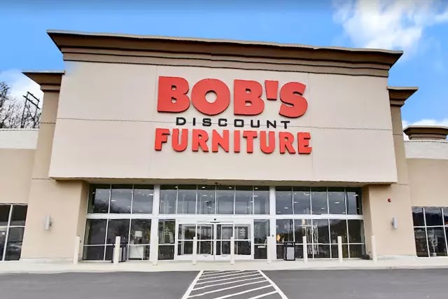 Bob’s Discount Furniture is one of the best mattress stores in Pittsburgh, PA. If you’re looking for quality mattresses at honest prices, take a trip to Bob’s Discount Furniture Pittsburgh.