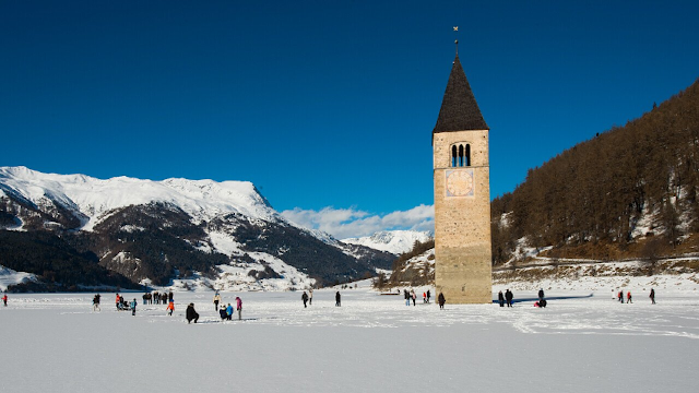 laghi ghiacciati per pattinare