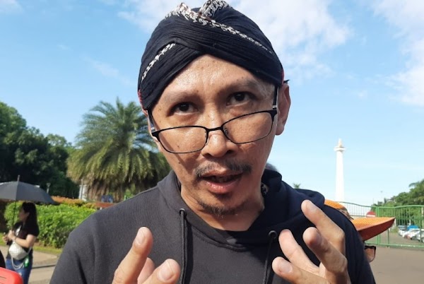 Sebut Edy Mulyadi Pernah Penjarakan Ahok, Abu Janda: Karma Akbar Menunggumu Edy!