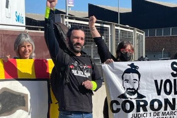 El acusado por injurias a la Corona: "Mi intención era denunciar a la monarquía ejerciendo mi libertad de expresión"