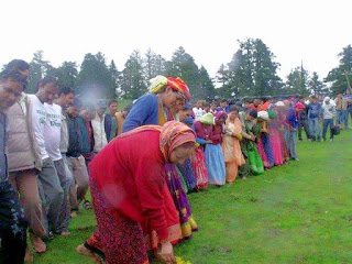 butter festival dayara bugyal trek distance in hindi