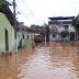 Mais de mil pessoas estão fora de suas casas em São Fidélis, Itaperuna, Bom Jesus do Itabapoana e Aperibé em decorrência da enchente