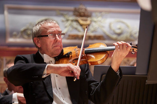 Leader of the Orchestra of Opera North David Greed performing in Huddersfield Town Hall (Photo Justin Slee)