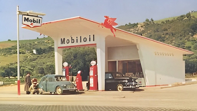 Mobiloil Mobil Gas And Service Station Vila Franca de Xira Portugal 1958.