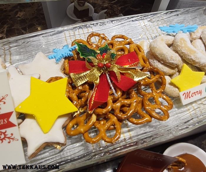 DoubleTree Christmas Buffet Menu Pastries Desserts Cakes